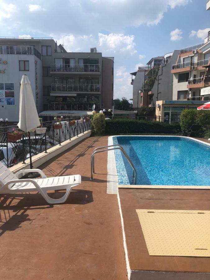 Вила Калабрия Sveti Vlas Bagian luar foto